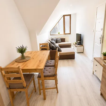 Eniko Apartment *